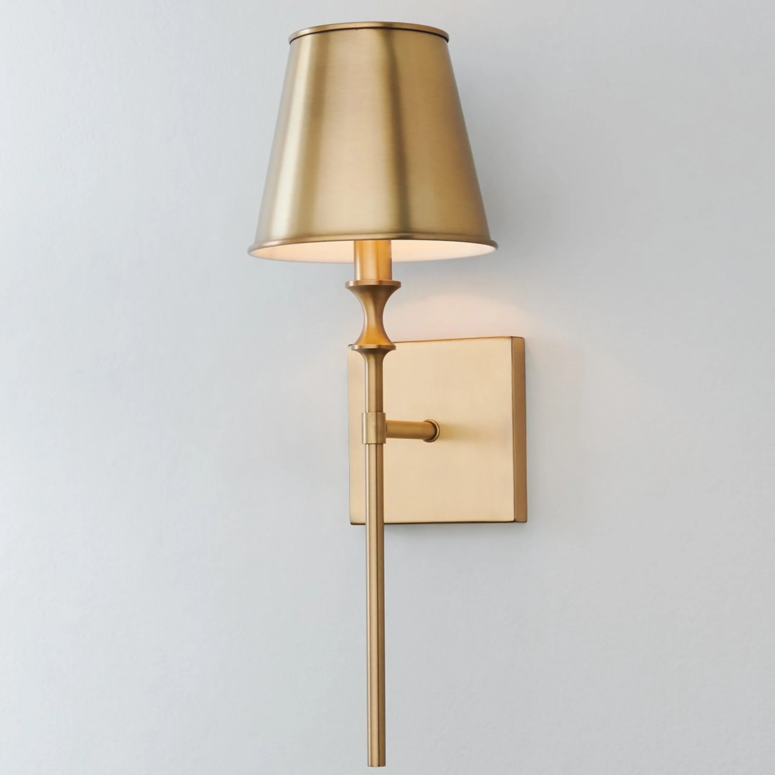 Antigue Single Sconce