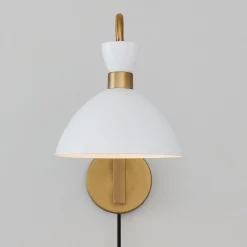 Arendelle Metal Swing Arm Sconce