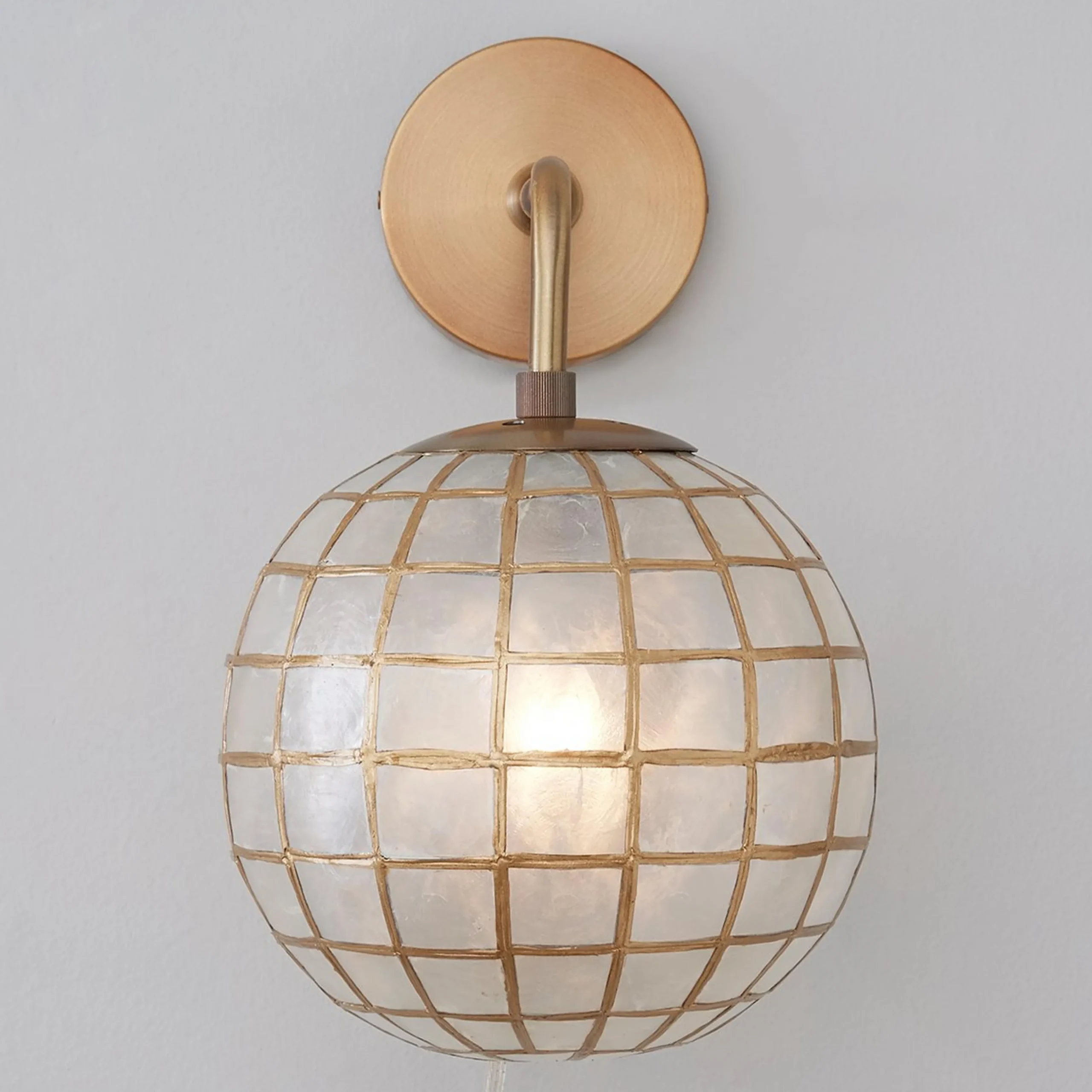 Arista Sconce