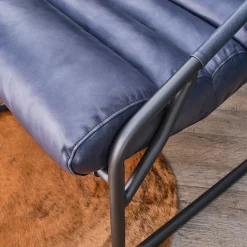 Buffalo Lounge Chair