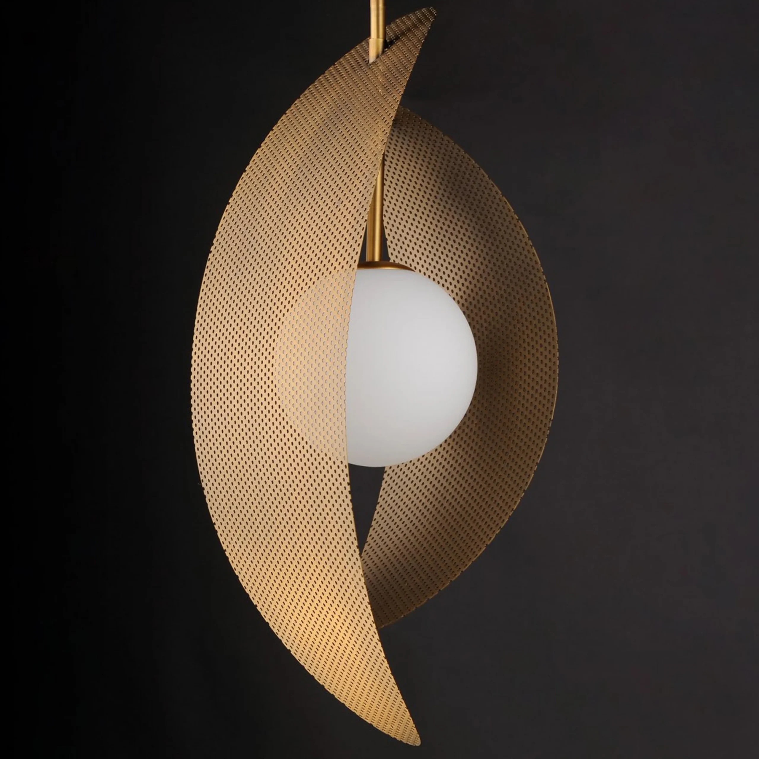 Clairmore Pendant