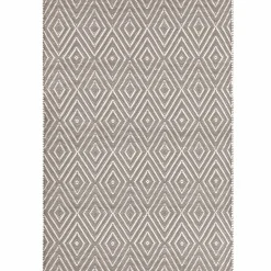 Concentric Diamond Indoor / Outdoor Rug