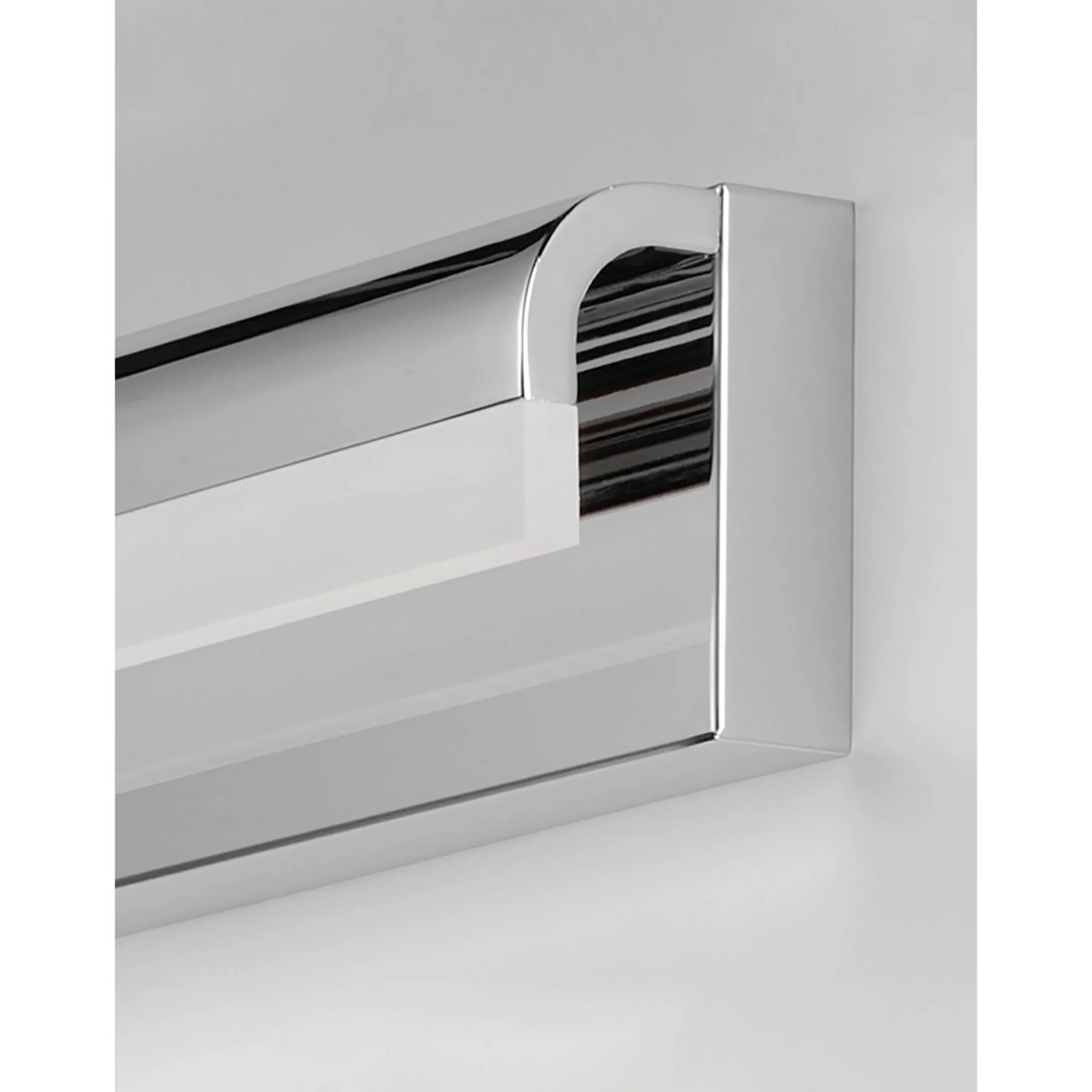 Curved LED Lean Vanity Light - X-Large