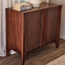 Damon Cabinet