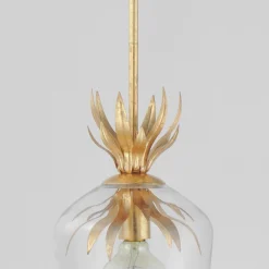 Eartha Pendant