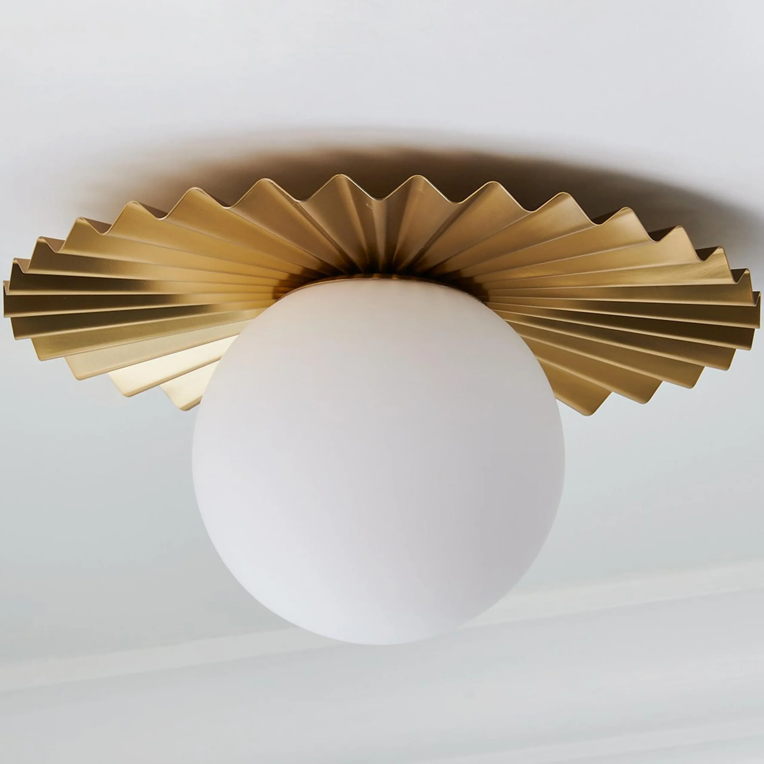 En Pointe Ceiling Light - Small