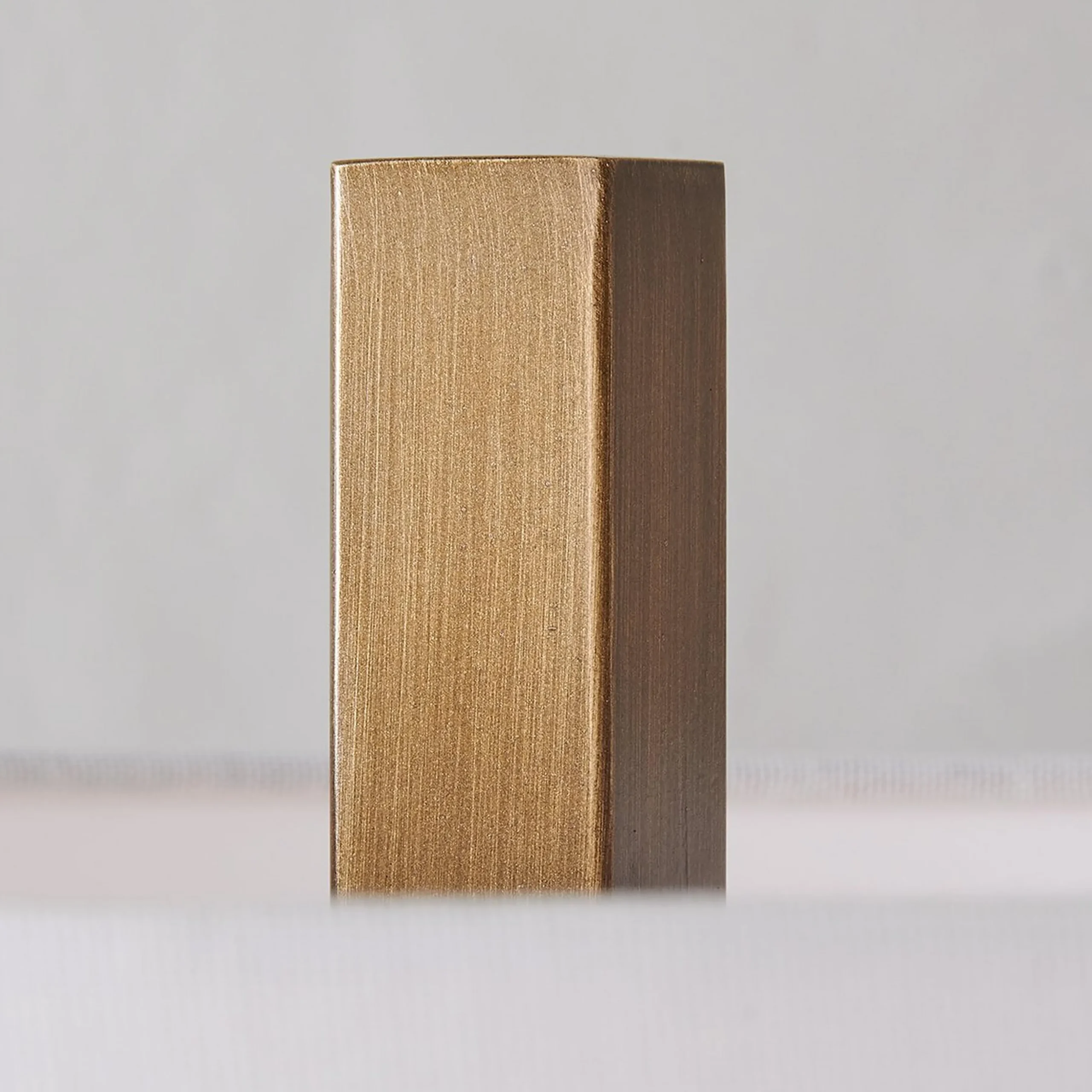 Escultura Floor Lamp