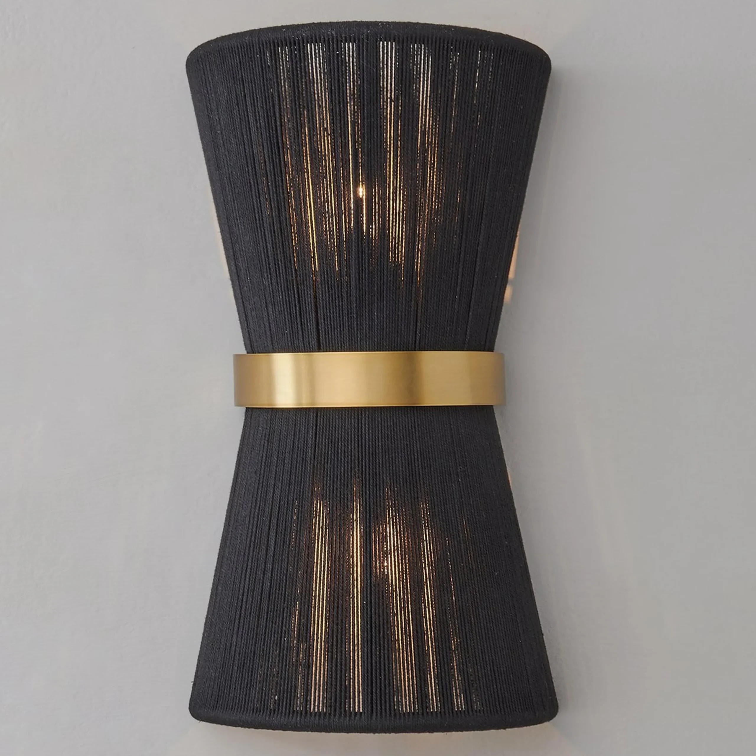 Halia Sconce