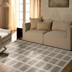 Hiro Rug