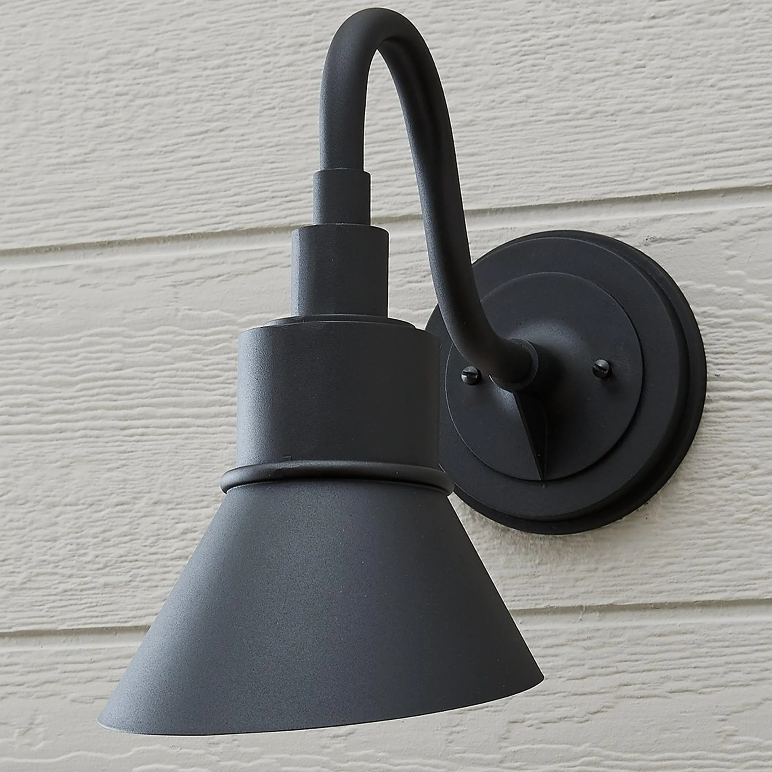 Hunter Outdoor Sconce - Small