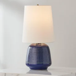 Lavajos Table Lamp