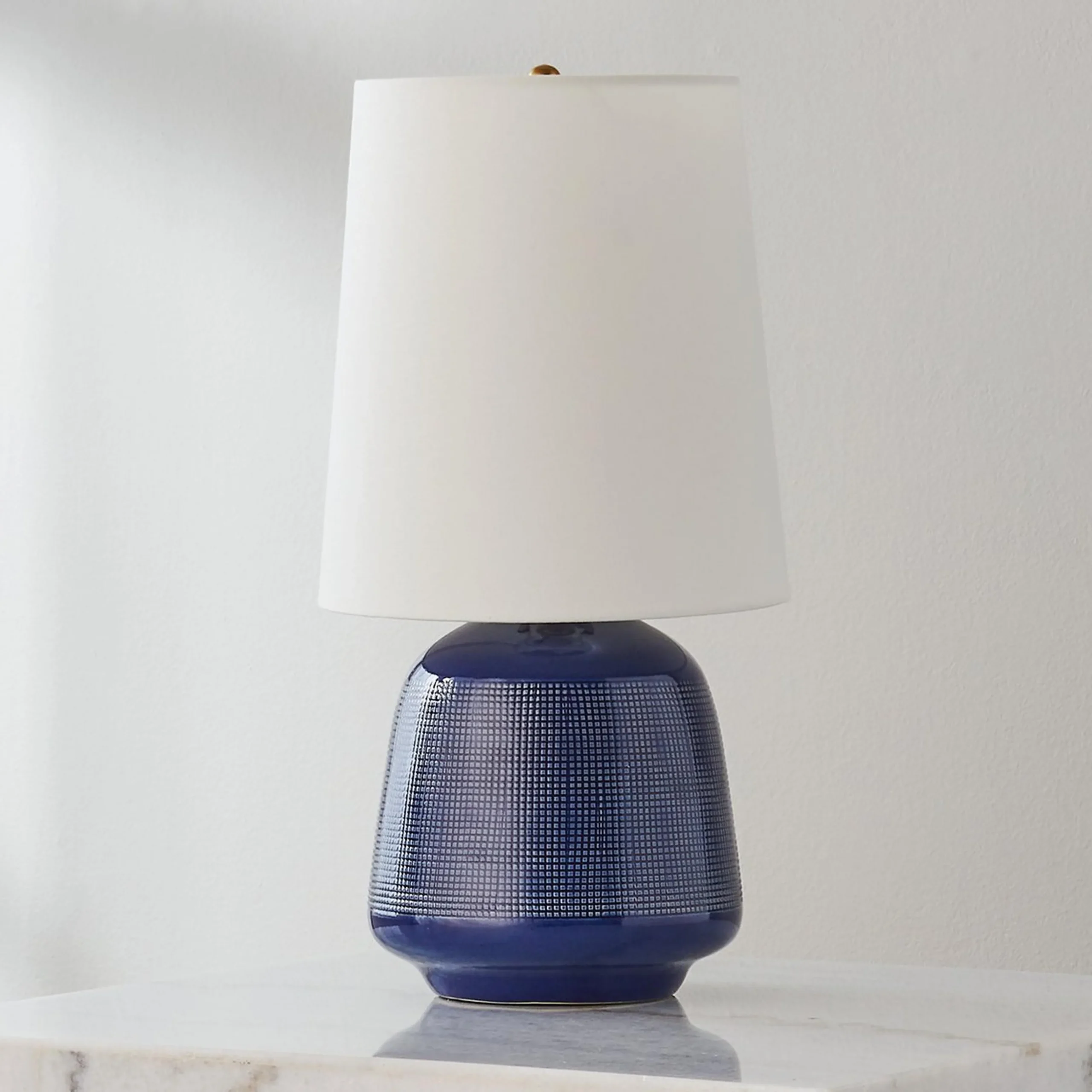 Lavajos Table Lamp