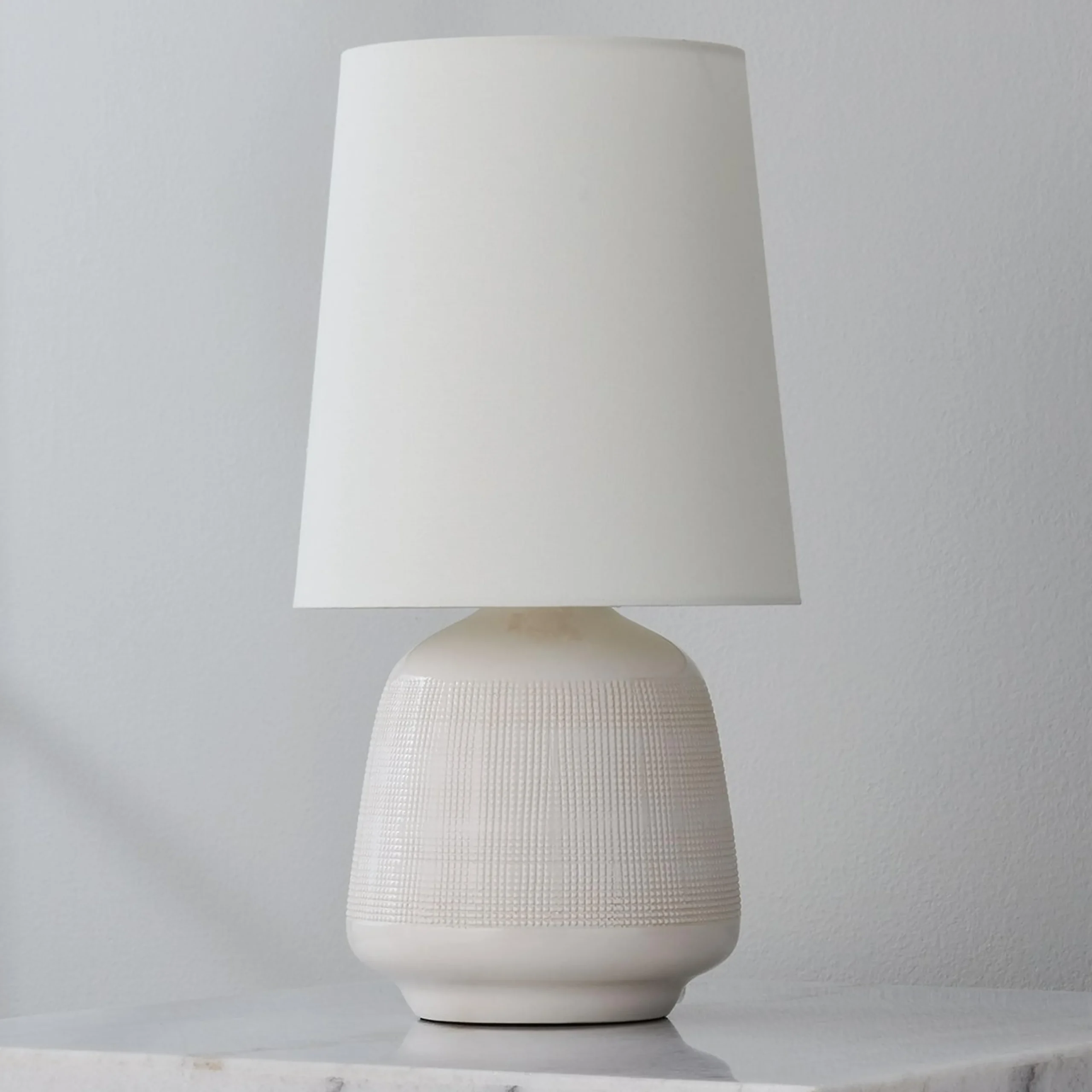 Lavajos Table Lamp