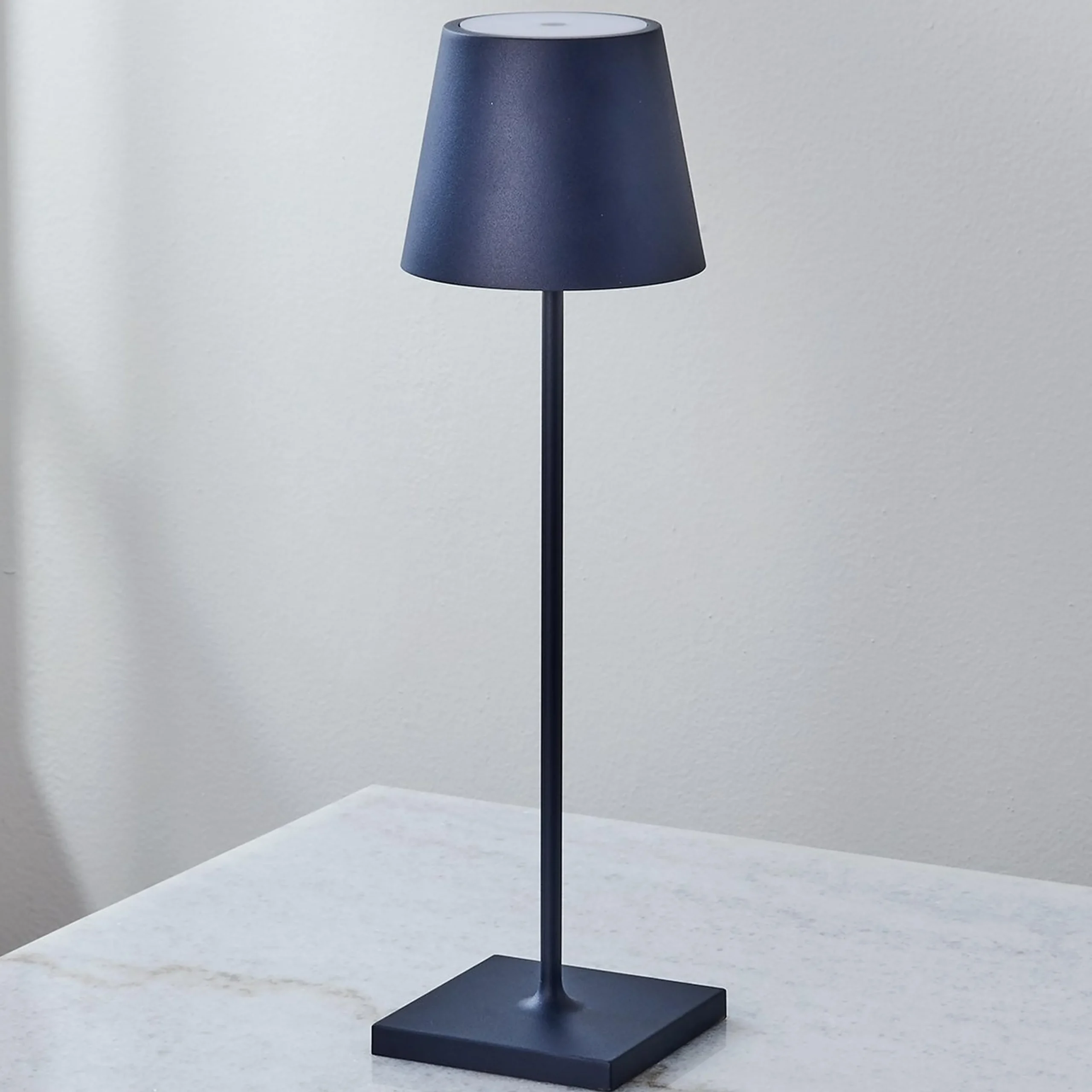 Lucy Cordless Table Lamp