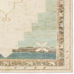 Mikkola Hand-Tufted Rug