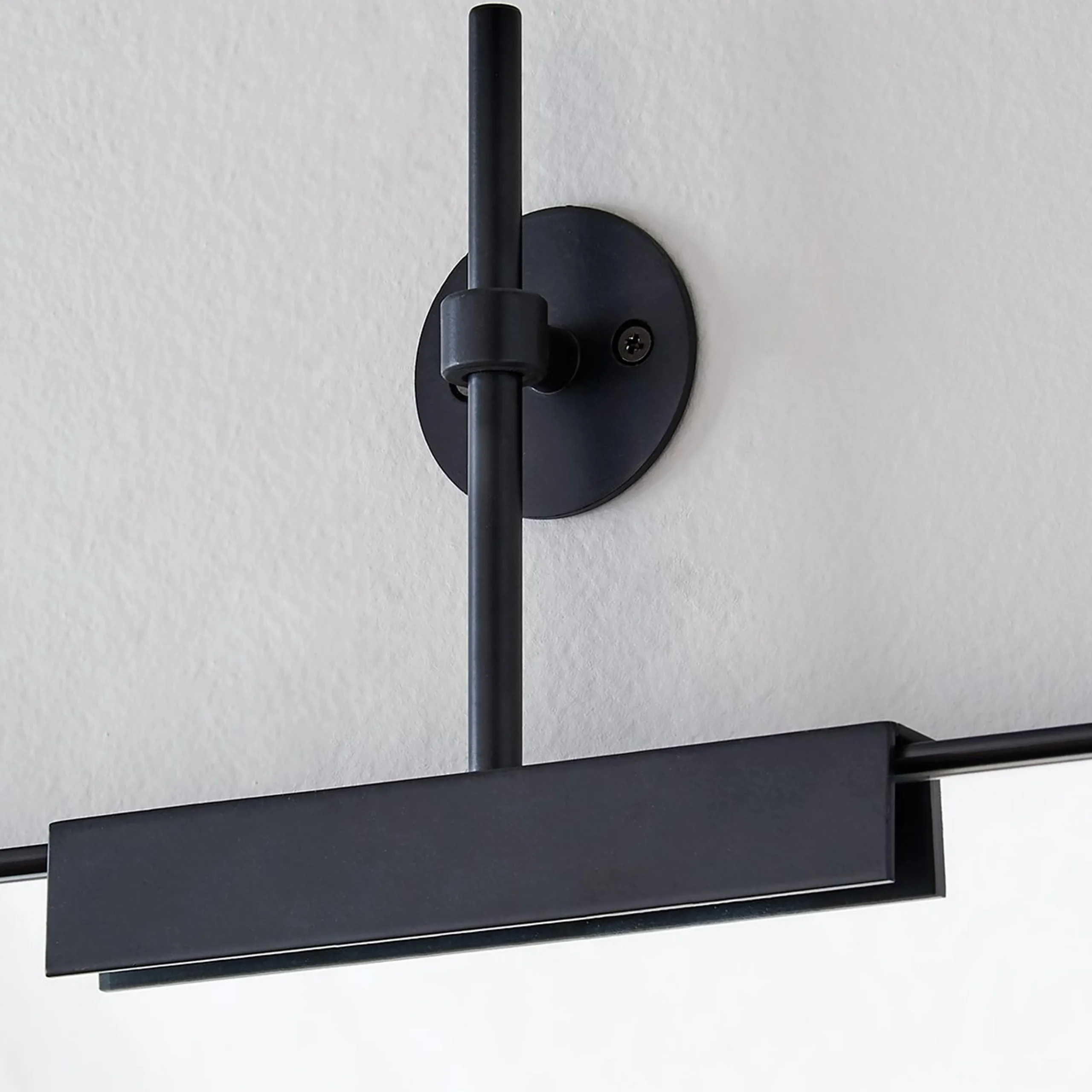 Minimalist Diem Mirror