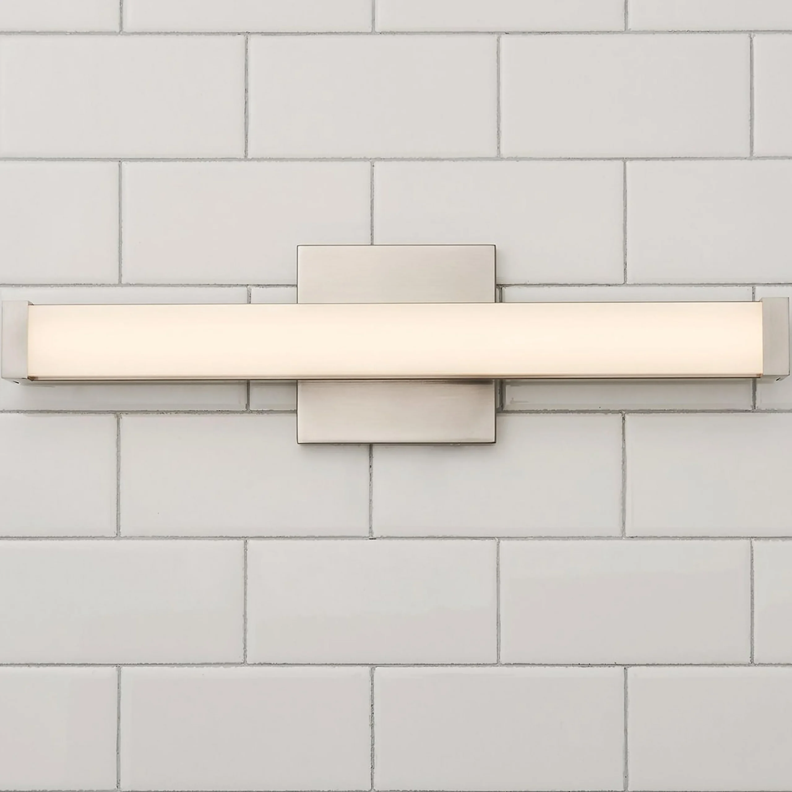 Modern Bar Vanity Light - 18"