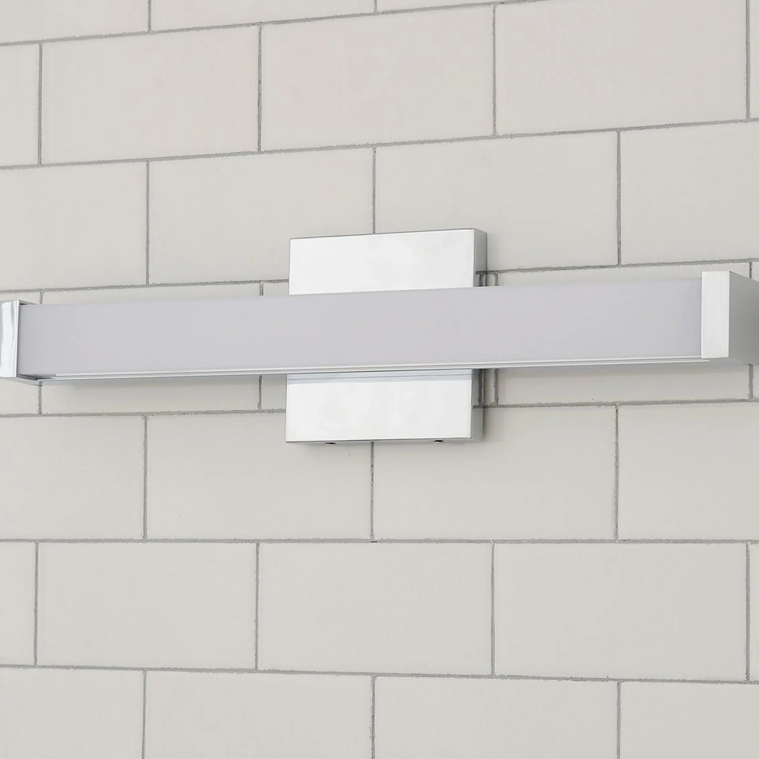 Modern Bar Vanity Light - 18"