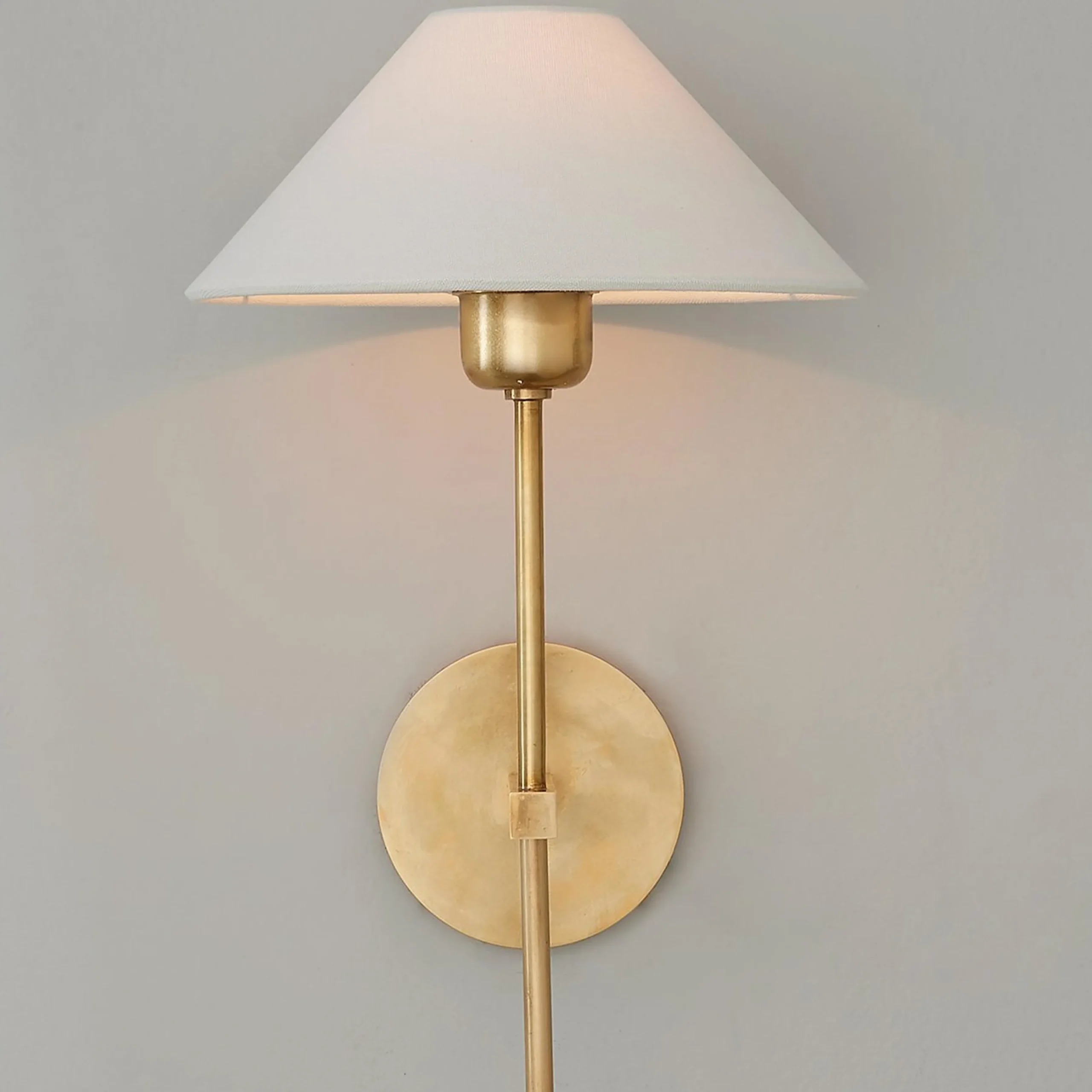 Modern Shaded Rod Sconce