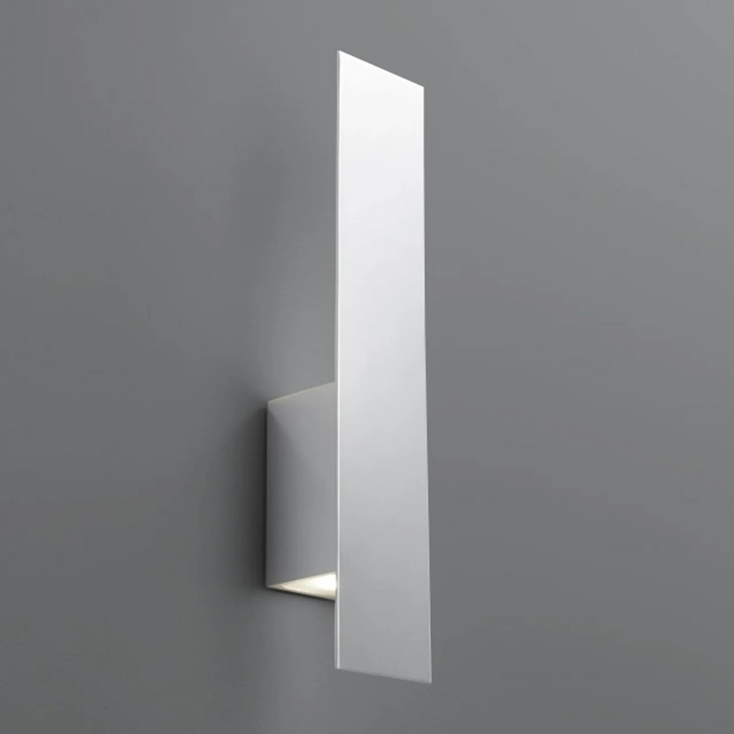 Modern Shielded Sconce