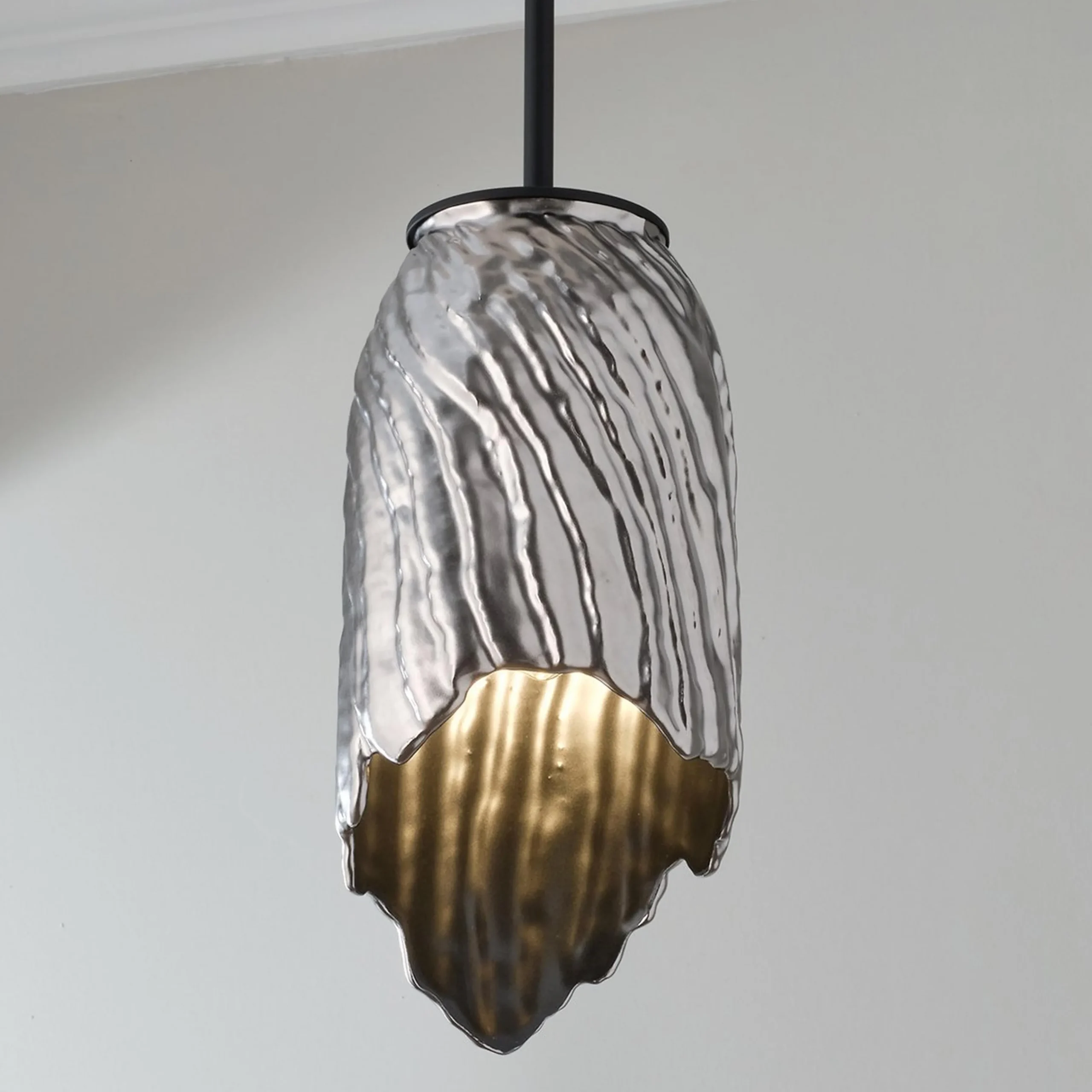 Obvara Pendant