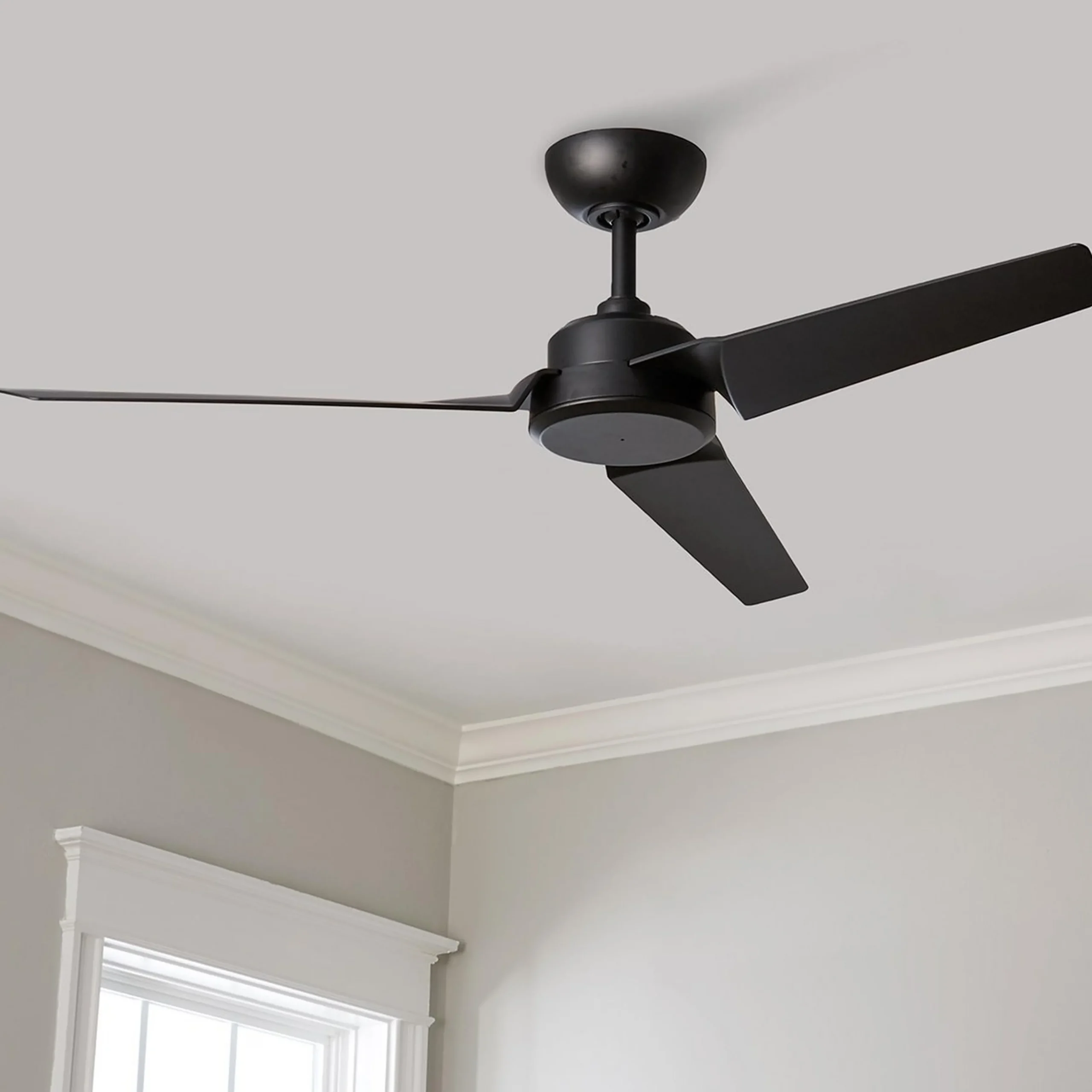 52" Pierce Smart Indoor / Outdoor Ceiling Fan