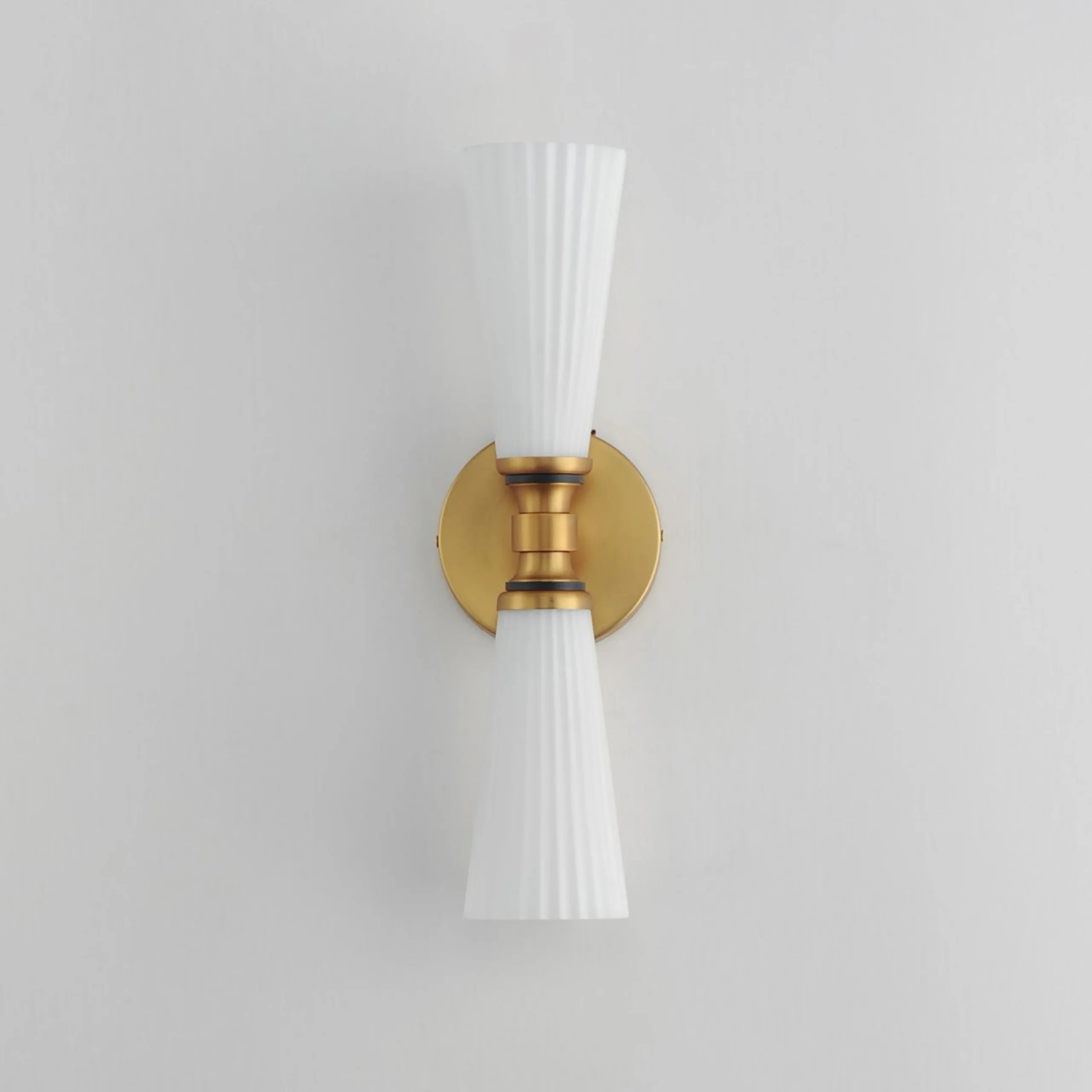 Prenzlauer Sconce