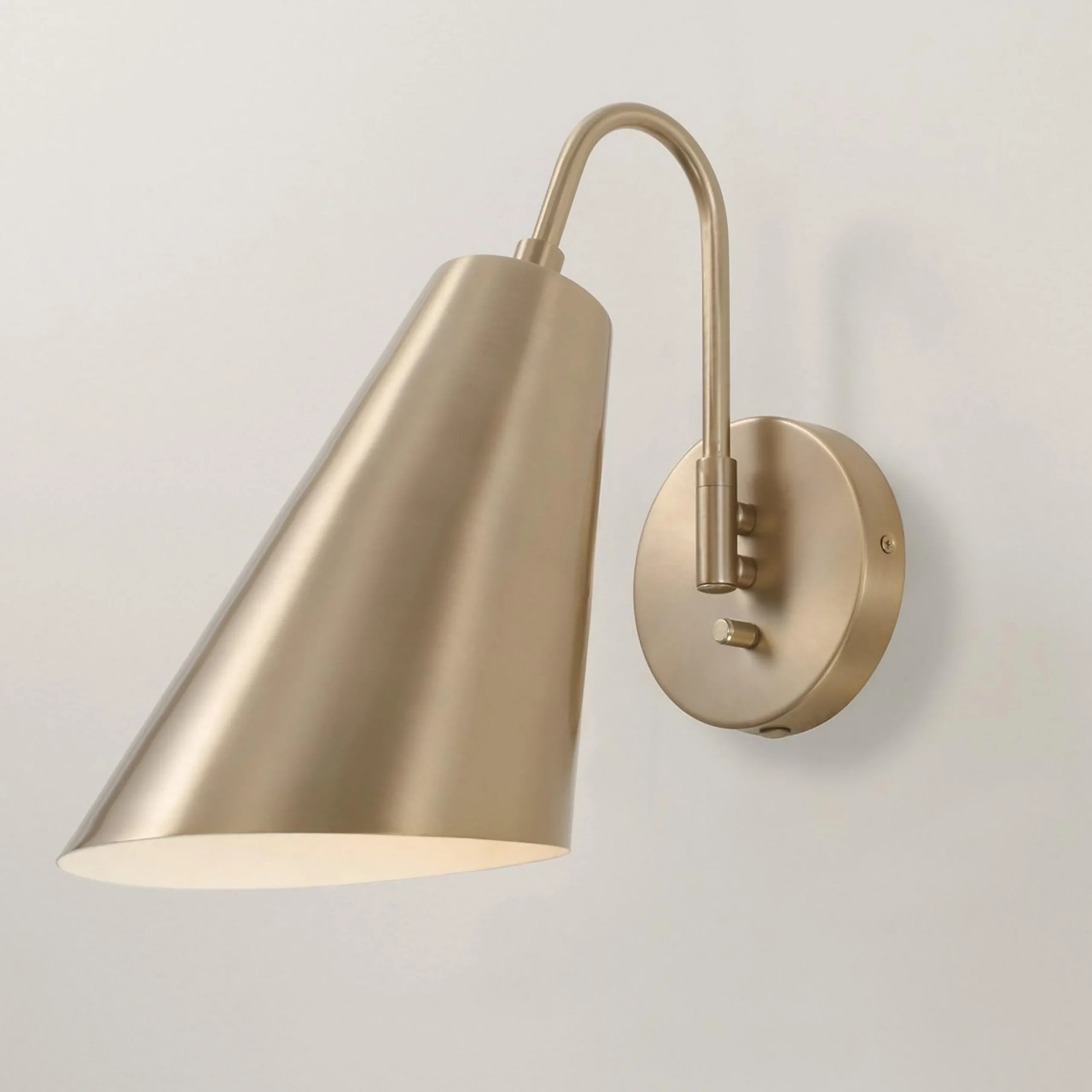 Robert Swing Arm Sconce