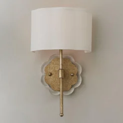 Scalloped Daisy Shade Sconce