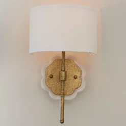 Scalloped Daisy Shade Sconce