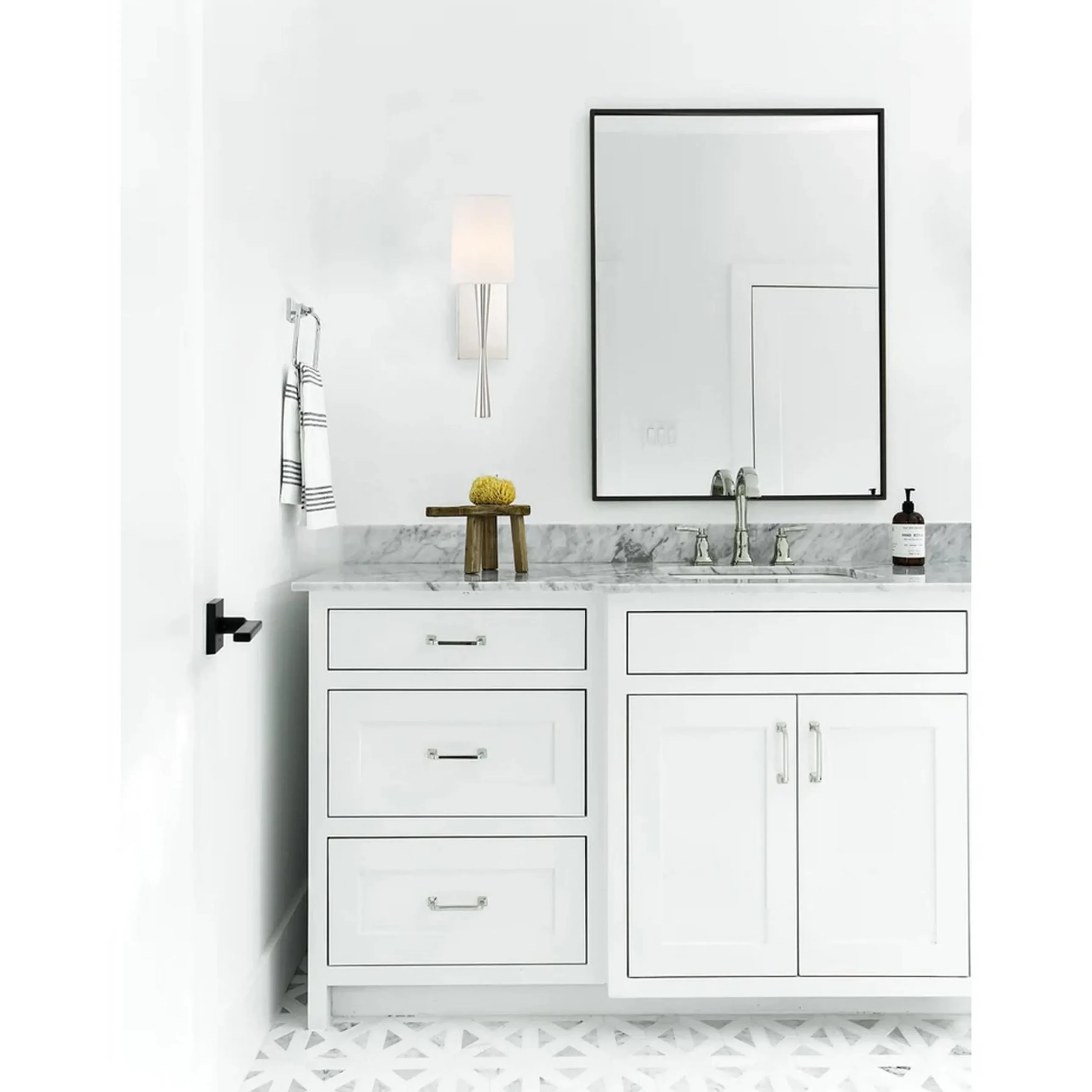Slim Hourglass Bar Sconce