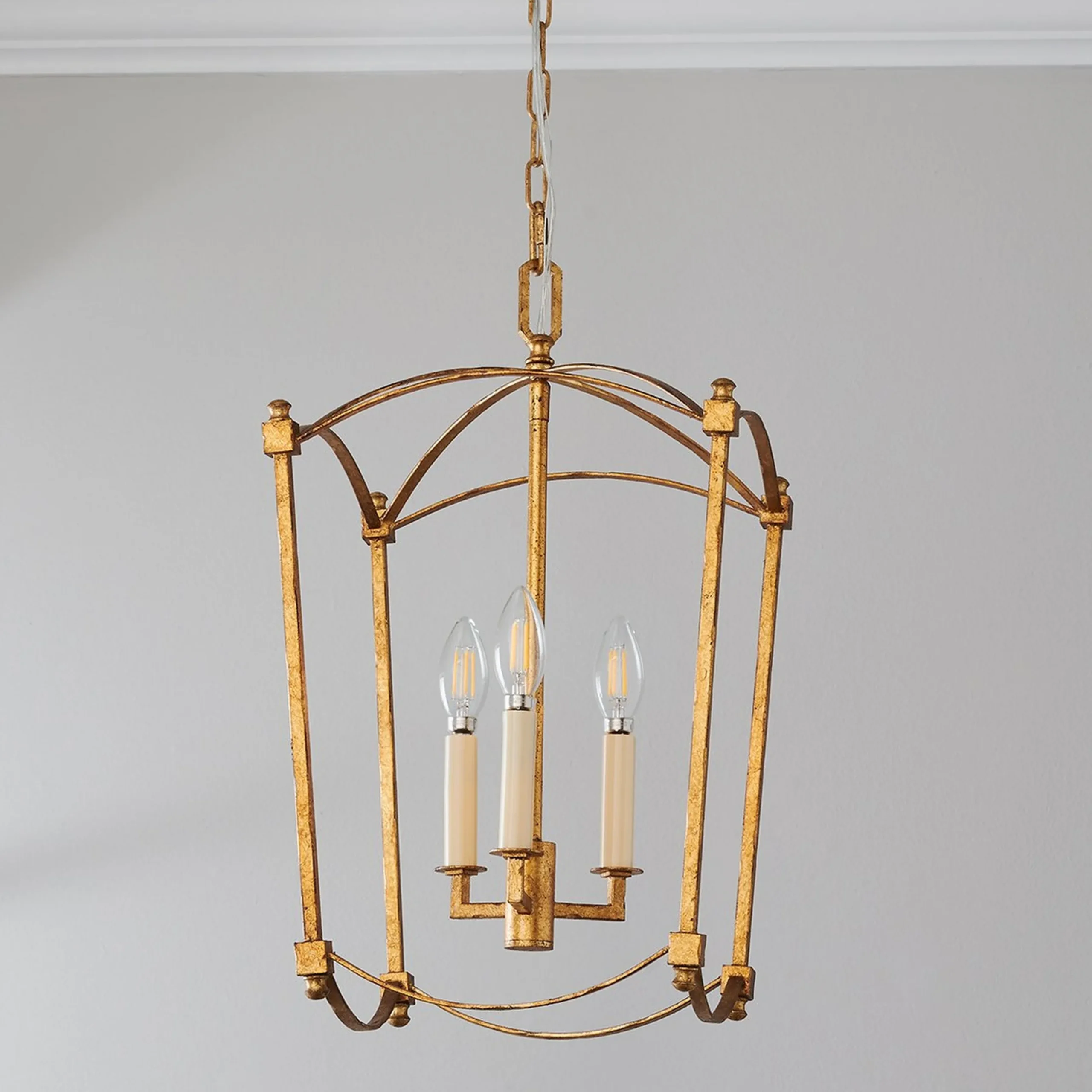 Traditional Beaux Lantern - 3 Light