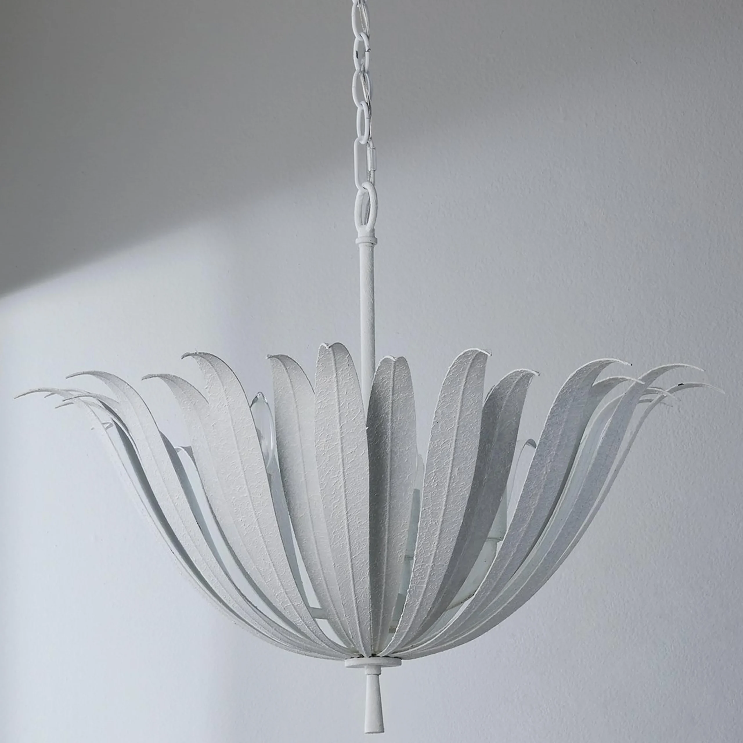 Vicenzio Leaf Chandelier - Large