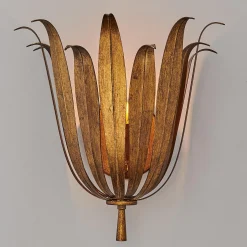 Vicenzio Leaf Sconce