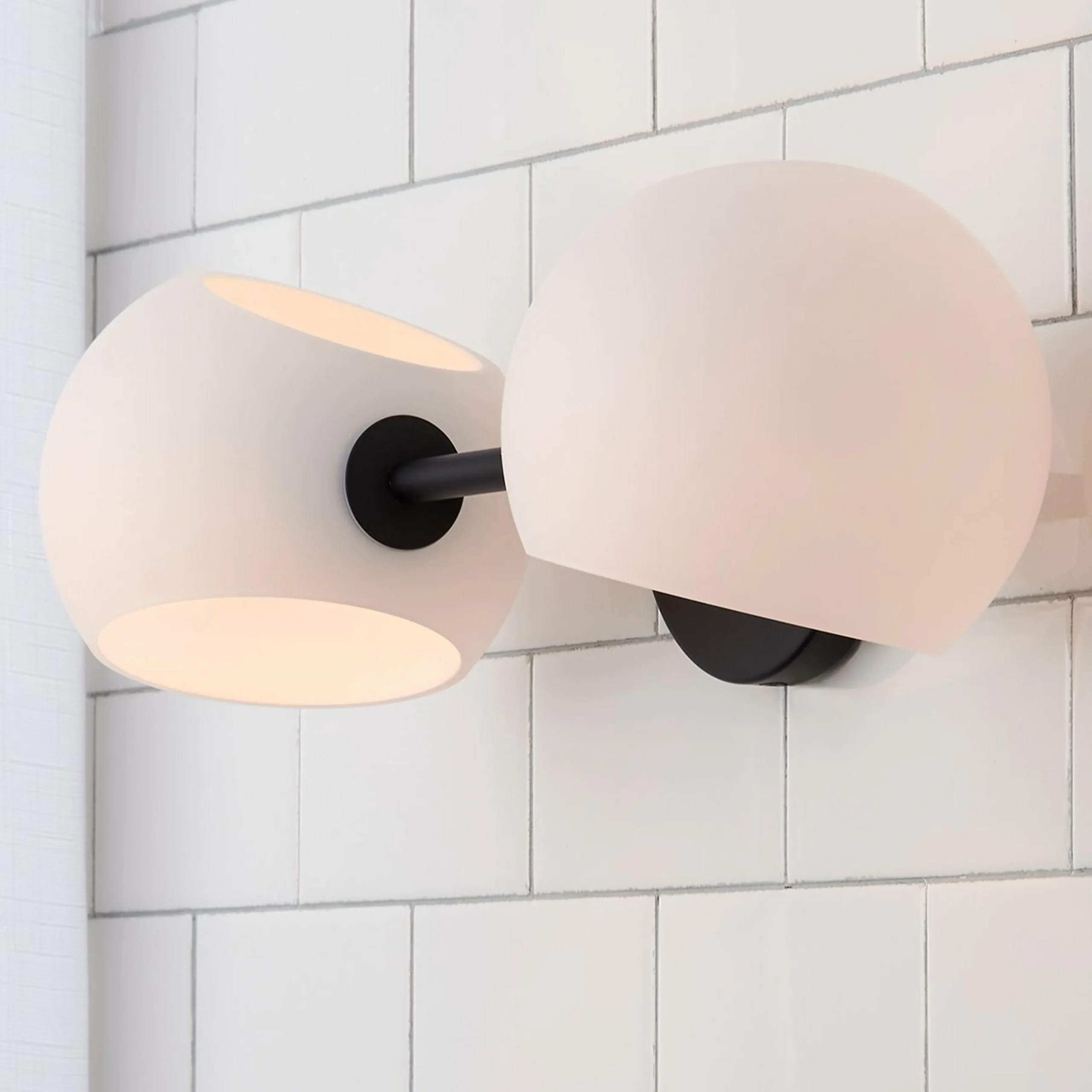 Xaviero Glass Vanity Light - 2 Light - Opal