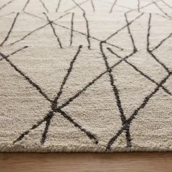 Xylan Hand-Hooked Indoor / Outdoor Rug