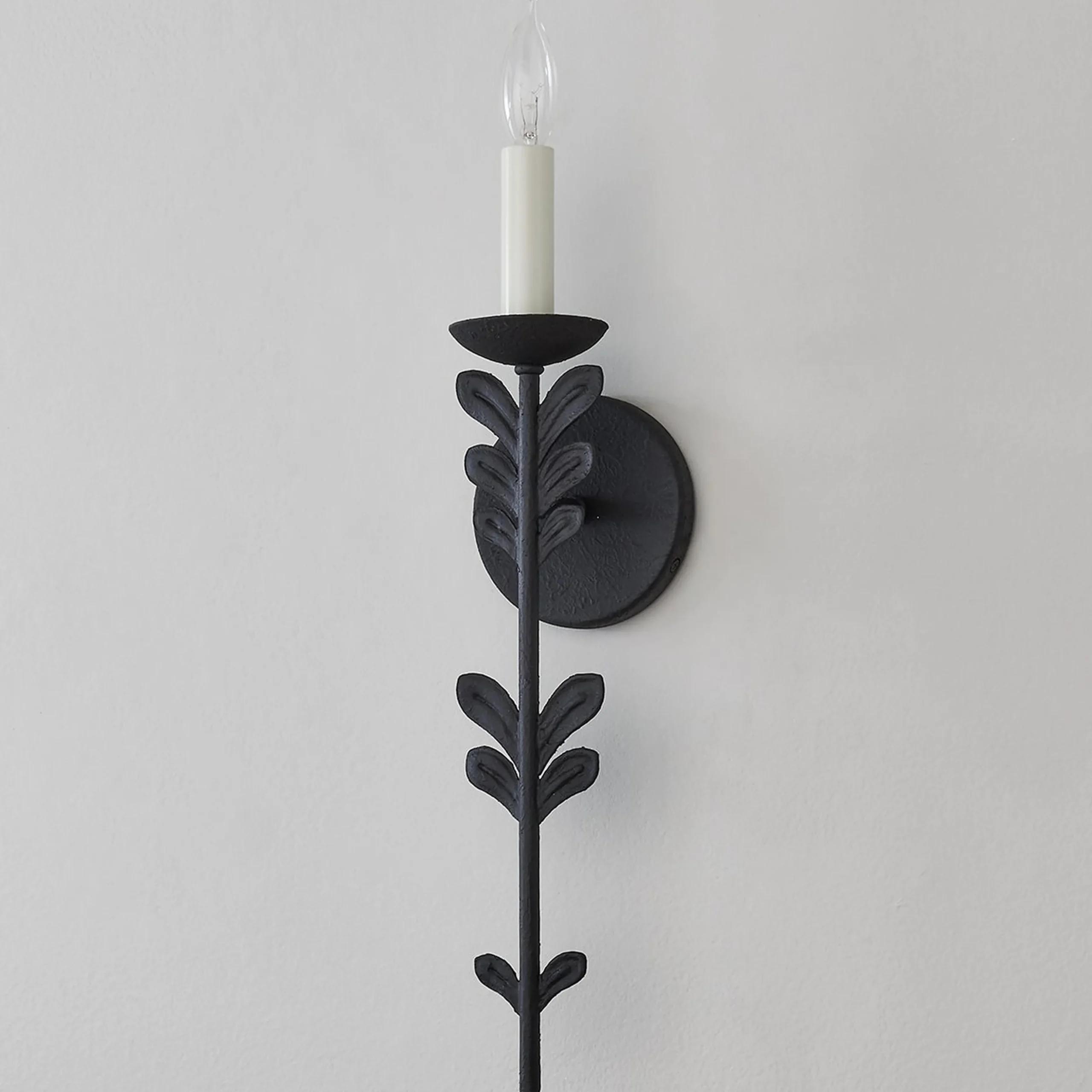 Zenoba Sconce