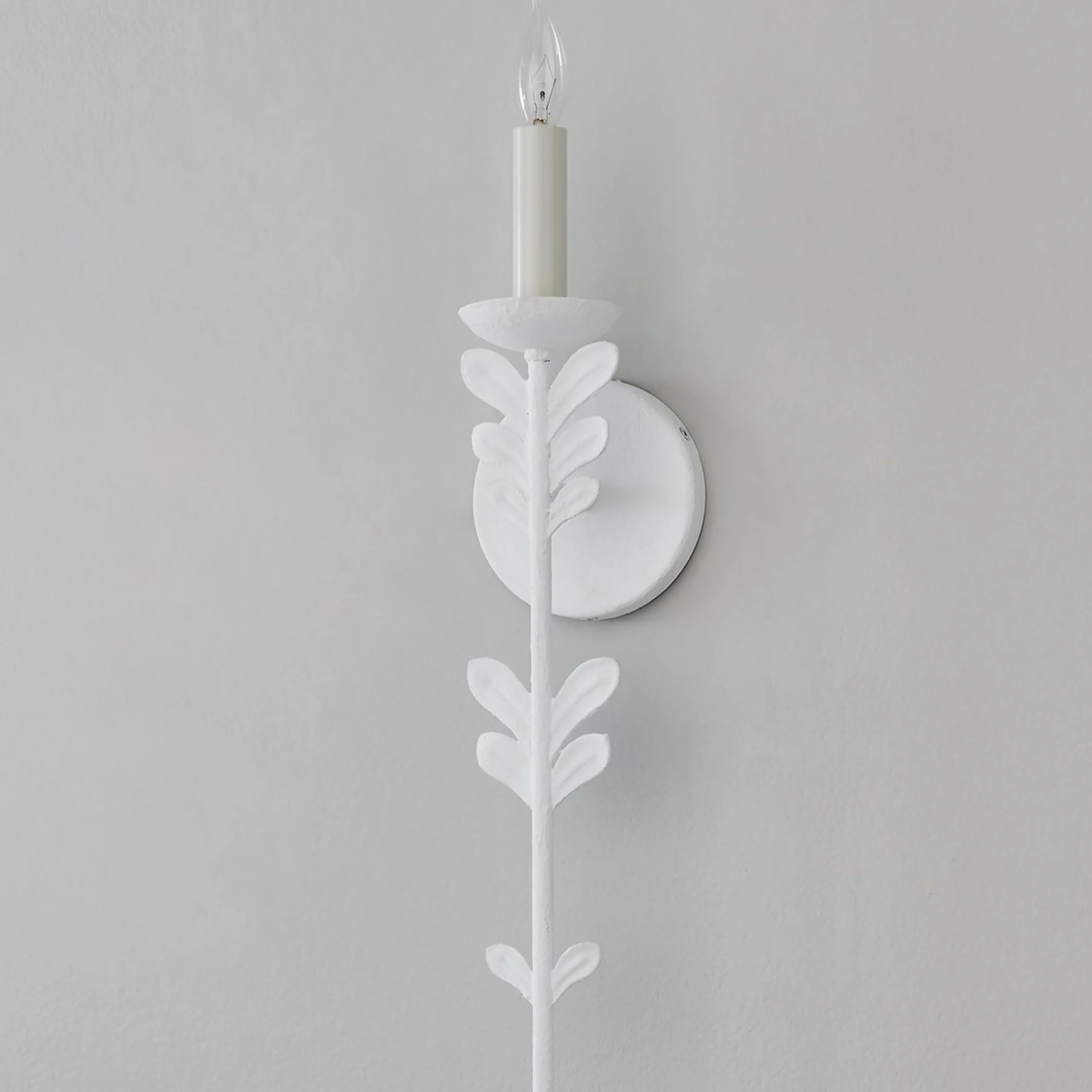 Zenoba Sconce